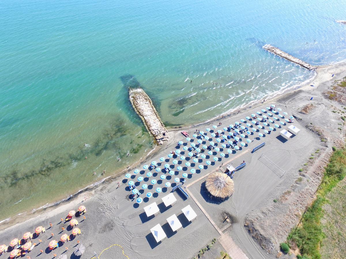 Villaggio Albergo Cervo Zapponeta Exterior foto